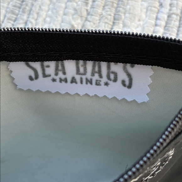 Sea Bags Black Anchor Wristlet - Picture 3 of 4